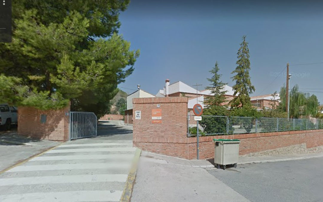 El colegio El Justicia de Aragón de Alcorisa / Google Maps