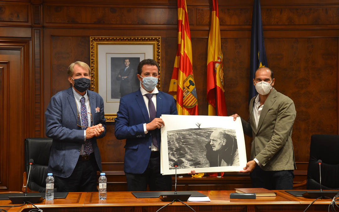 Blázquez, Herrero y Nerone en el ayuntamiento de Calanda