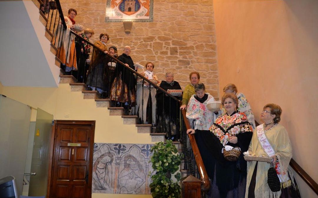 El Hogar del Pensionista participa todos los años en la romería al Santuario de Pueyos./H.Pensionista