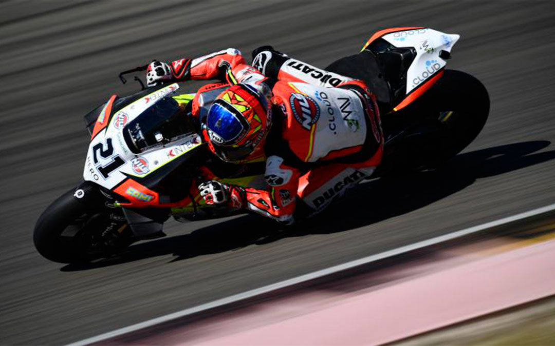 El piloto italiano de SBK, Michael Rinaldi en los entrenamientos de este viernes en Motorland Aragón./ Motorland