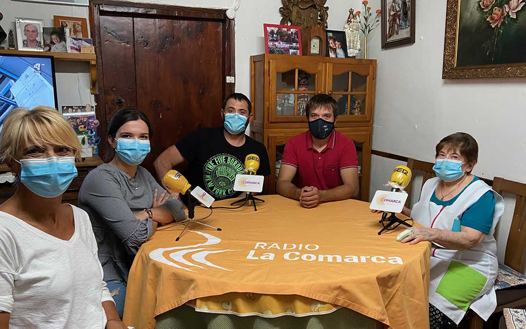 Programa especial Radio La Comarca emitido desde Tronchón./ L.C.