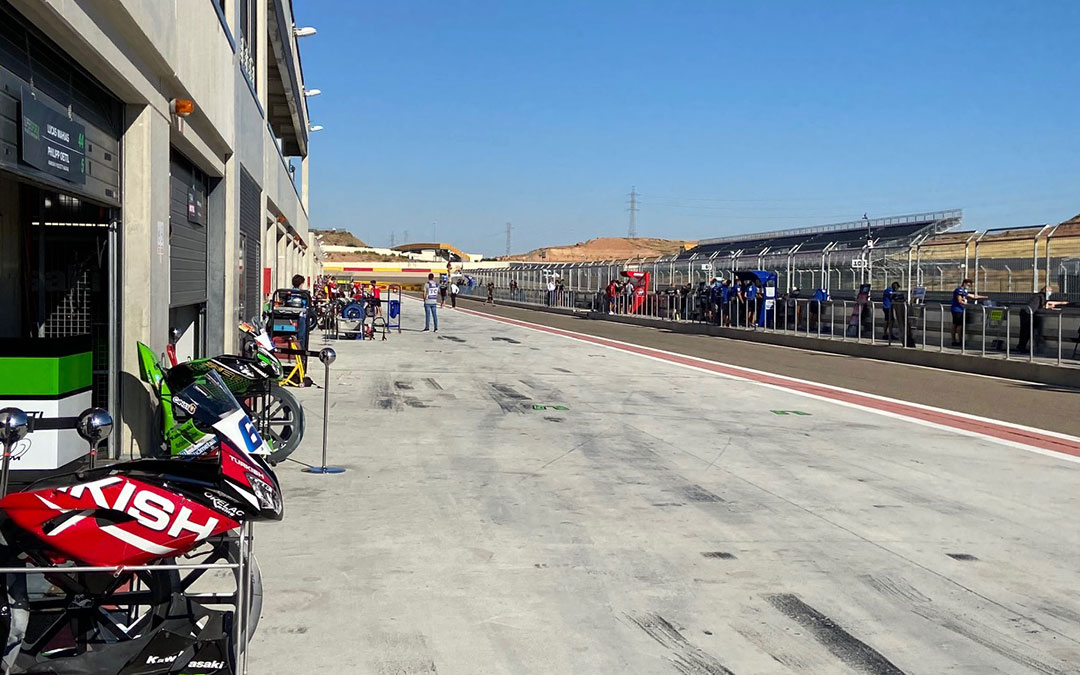 El buen tiempo acompañó a los pilotos y equipos el fin de semana en Motorland, durante la segunda cita del Mundial de Superbikes en el complejo bajoaragonés./