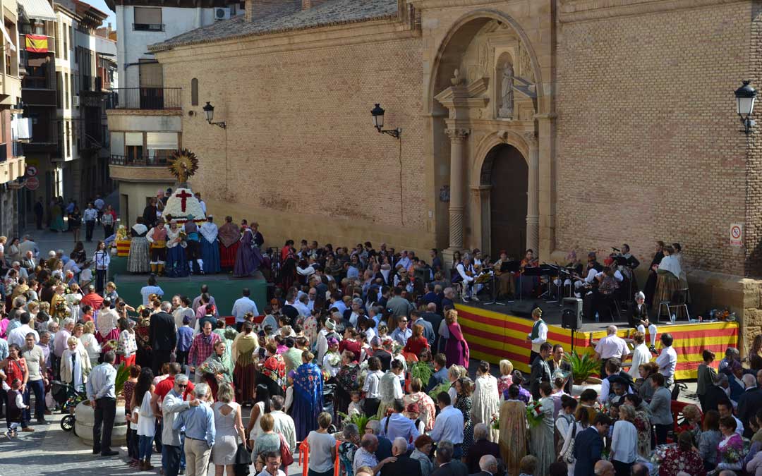 Imagen de archivo de la ofrenda en las Fiestas del Pilar de Calanda. / B. Severino