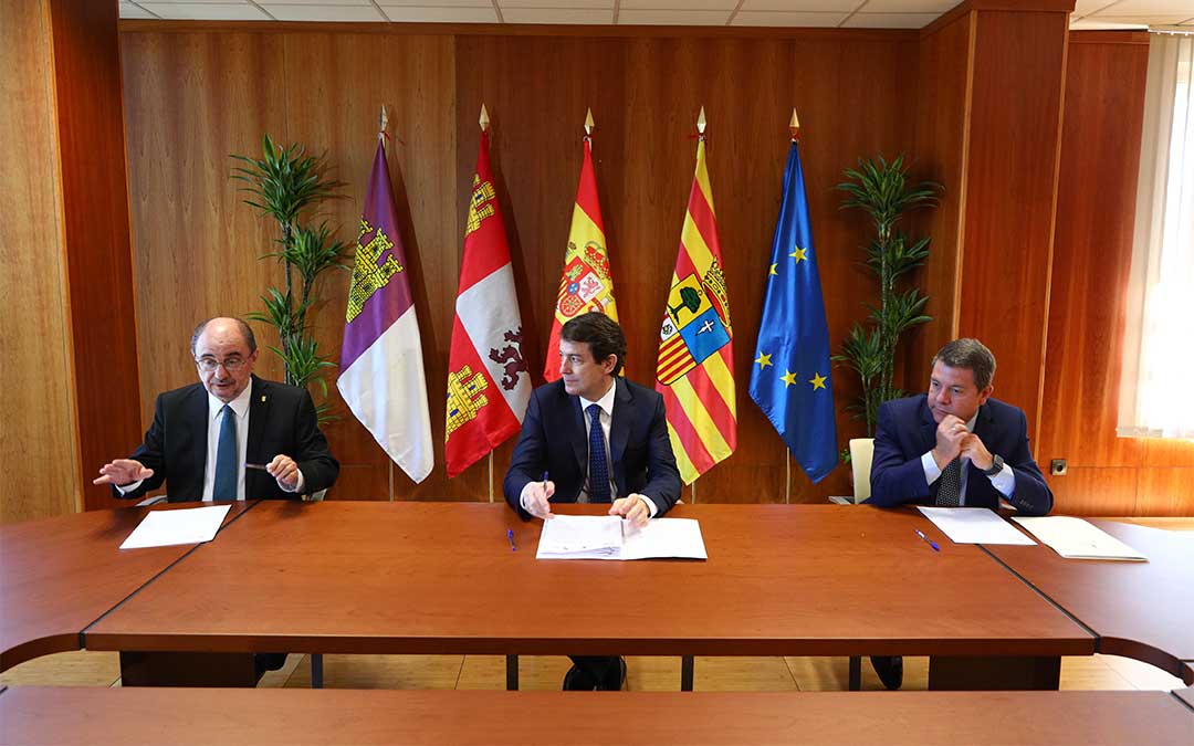 Encuentro de los presidentes de Aragón, Castilla y León y Castilla-La Mancha./ DGA