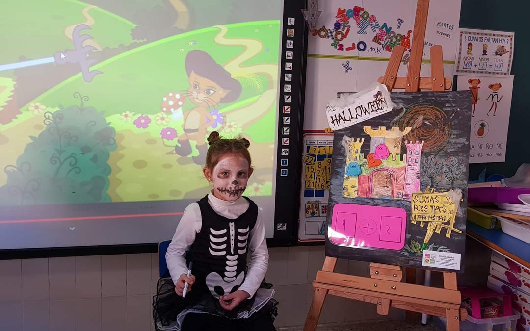 No ha faltado la recreación del Castillo de Drácula en papel,/La Inmaculada