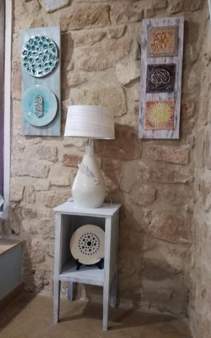 Parte de cerámica de decoración de pared. / Archivo personal