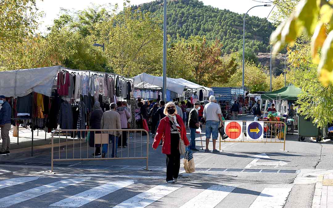 El mercadillo ha regresado a la ronda de Caspe este martes / Ayto. Alcañiz