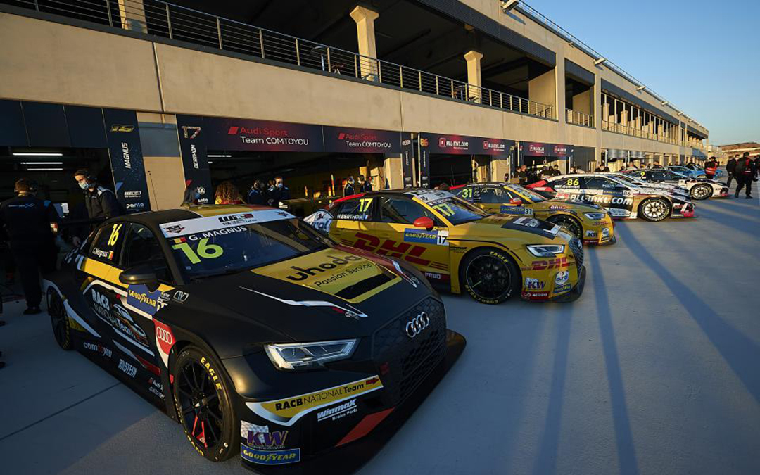 El paddock de Motorland Aragón este sábado /MOTORLAND
