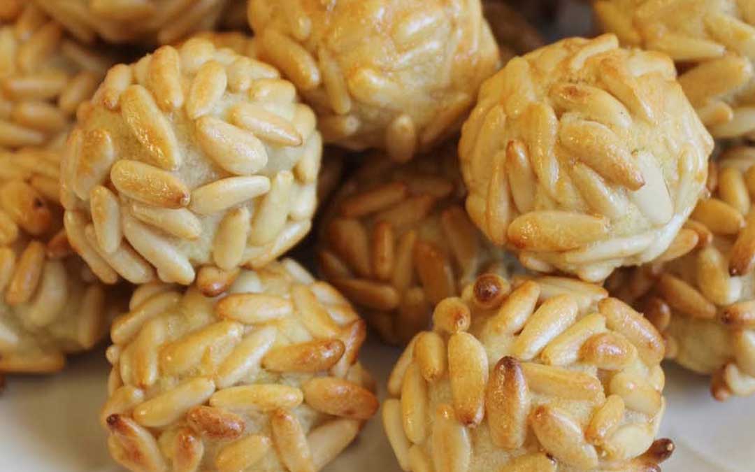 Foto de Receta de Panellets de boniato y piñones