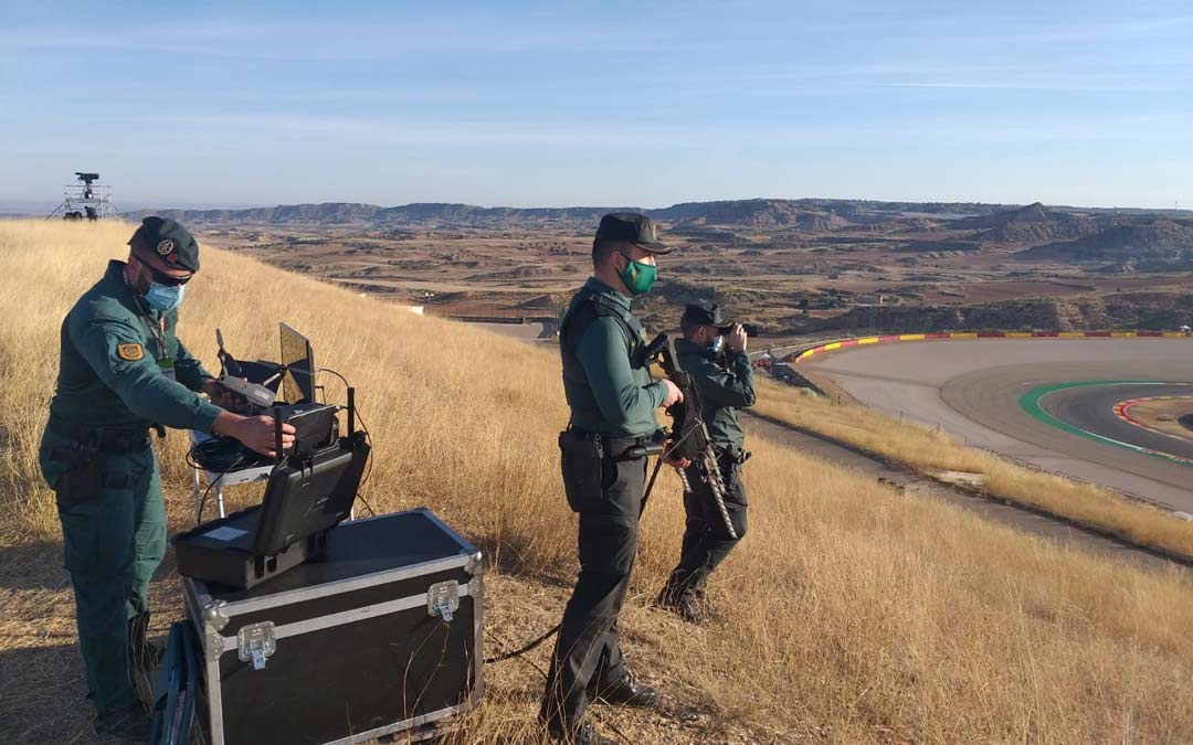 La Guardia Civil vigilando el circuito de Motorland./Guardia Civil Teruel