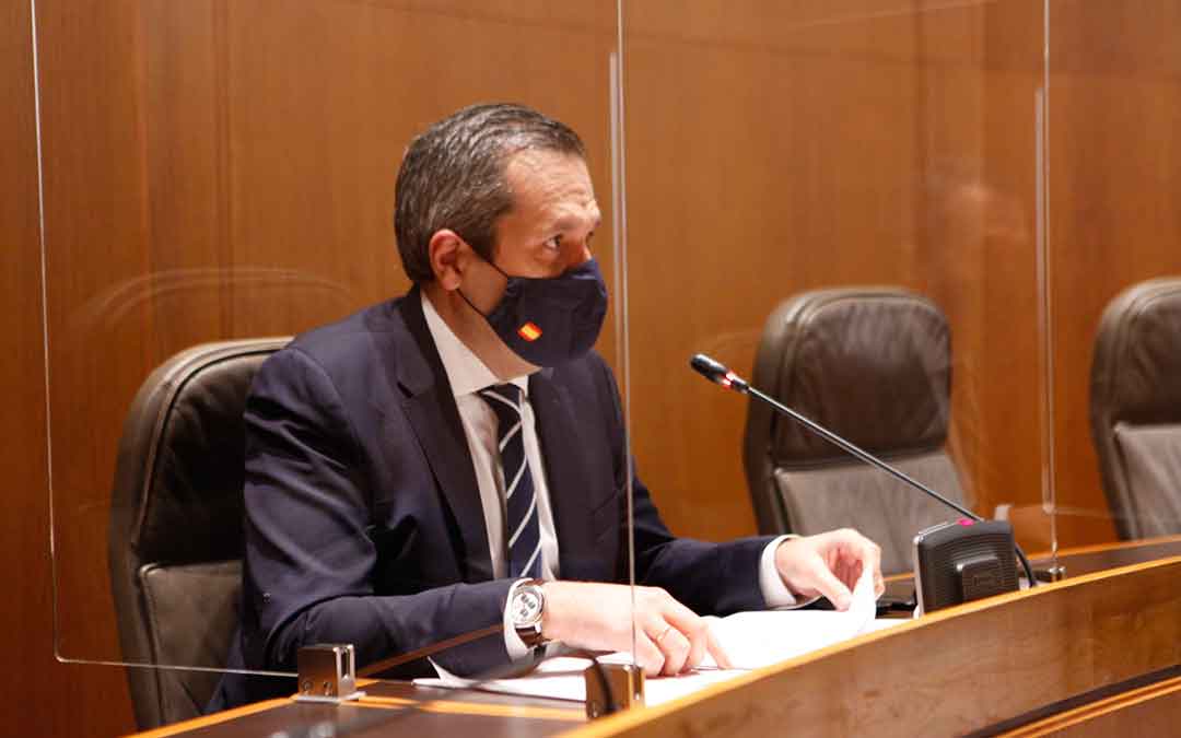 El portavoz de Ciudadanos en las Cortes aragonesas es Carlos Ortás.