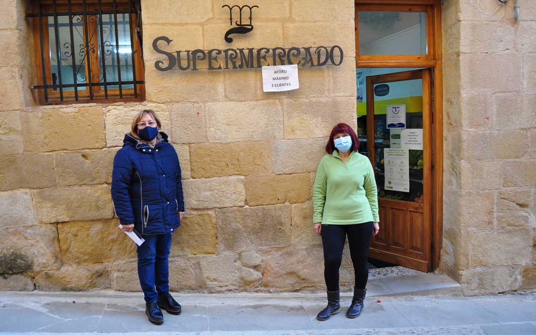 Establecimientos como el Supermercado María Asunción, que alberga además a la empresa Embutidos Fuentespalda son unos de los participantes.