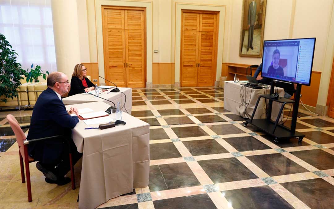 Reunión de trabajo entre la Comisaria de la Competencia UE, Margrethe Vestager y los presidentes de las Comunidades Autónomas de Aragón, Castilla - La Mancha y Castilla y León./ DGA