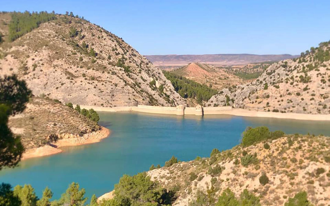 El pantano del Escuriza está ubicado en el paraje de 'los Congostos', en Oliete, Alloza y Estercuel