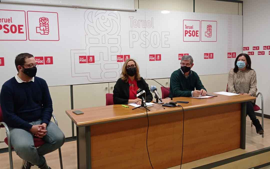 Rueda de prensa este lunes en Teruel. /PSOE Teruel