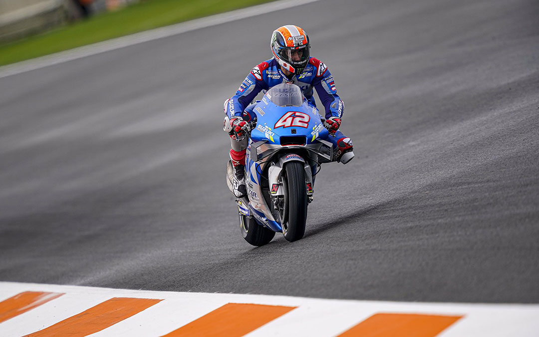 Rins sobre el trazado de Cheste este fin de semana./ Twitter Alex Rins
