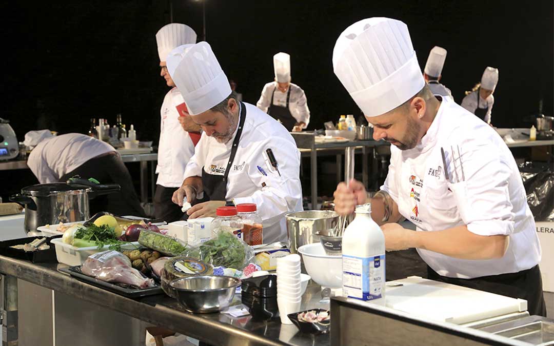 Certamen Nacional de Gastronomía. / Asociación de Cocineros de Aragón.