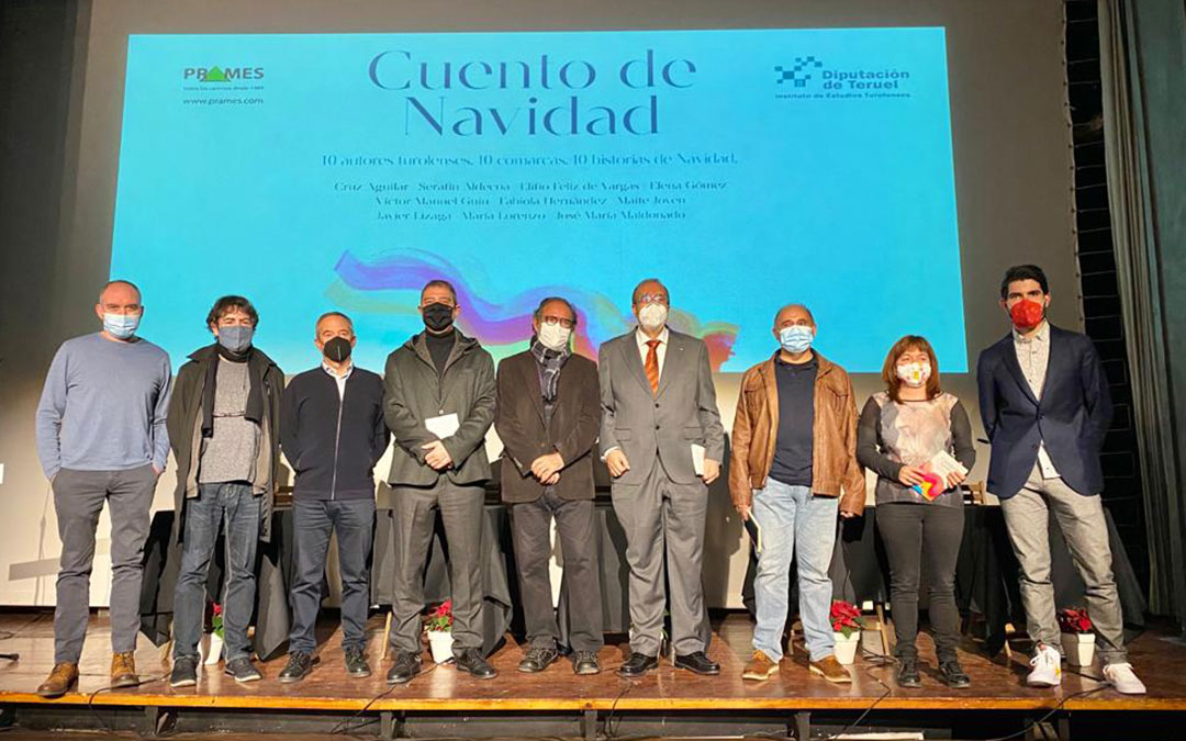 Presentación de 'Cuentos de Navidad' en la capital turolense./ DPT