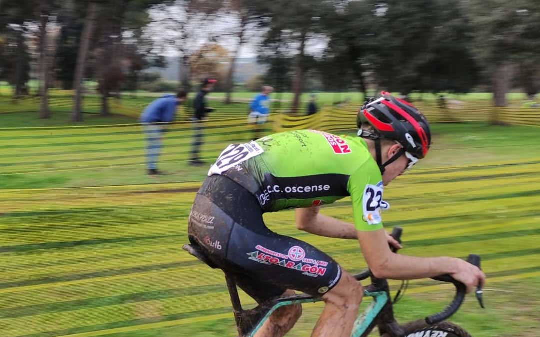 El ciclista alcañizano en plena competición. Foto: C.C.O.