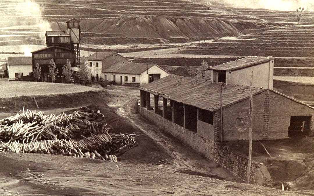 Imagen de la colección de estampas mineras realizada por la Asociación./Asociación Patrimonio Minero de Escucha