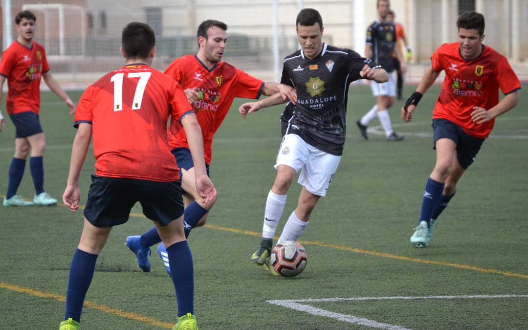 El fútbol regional podría regresar a los campos el 13 de febrero. Foto: L.C.