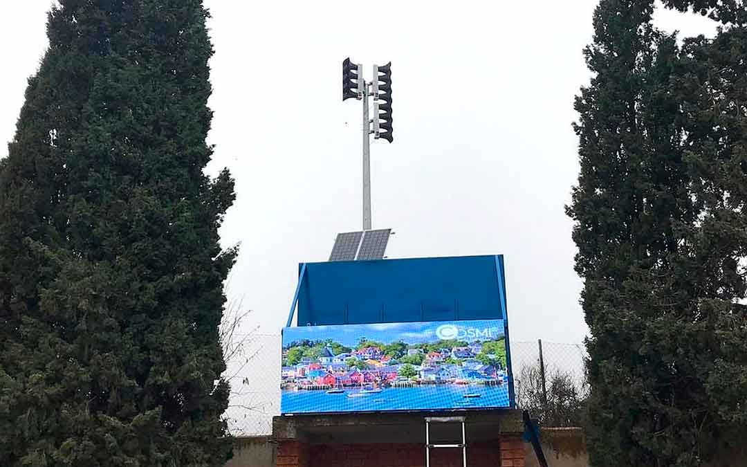 Nuevo marcador del campo Los Rosales de Caspe./ L.C.