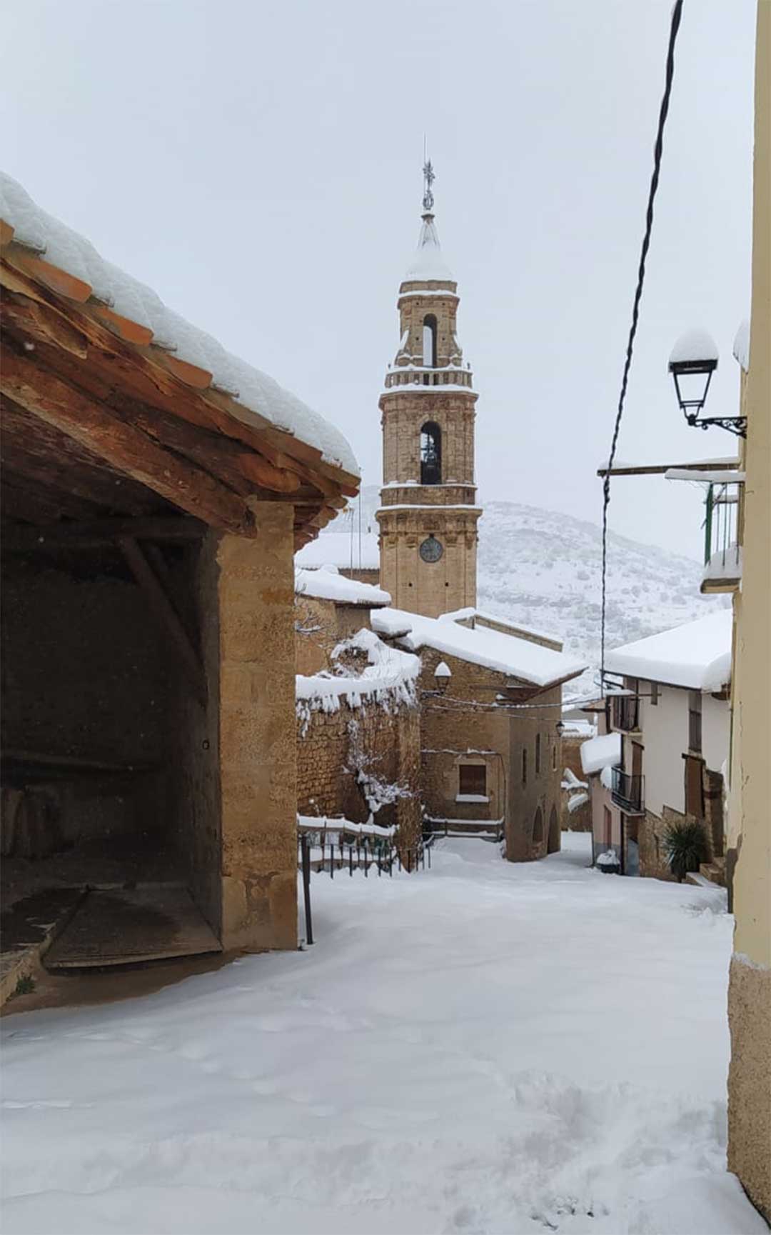 Tronchón nevado este sábado./ Roberto Rabaza