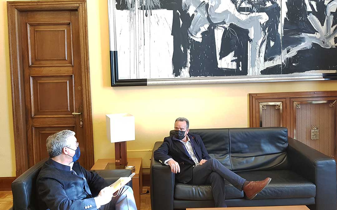 Juan Antonio Sánchez Quero y Florencio García Madrigal. DGA