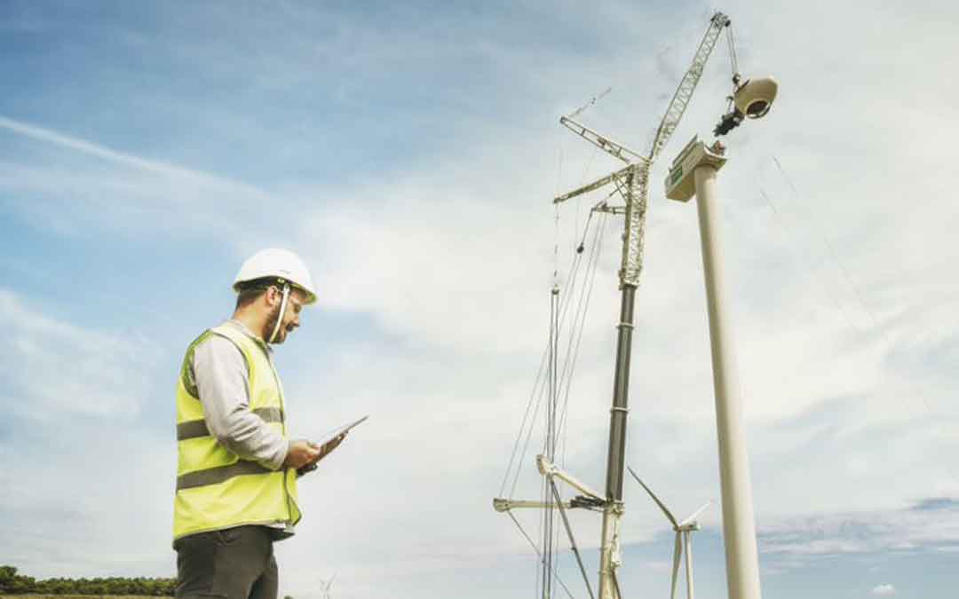 Trabajos de construcción de un parque eólico de Endesa en Teruel. / ENDESA