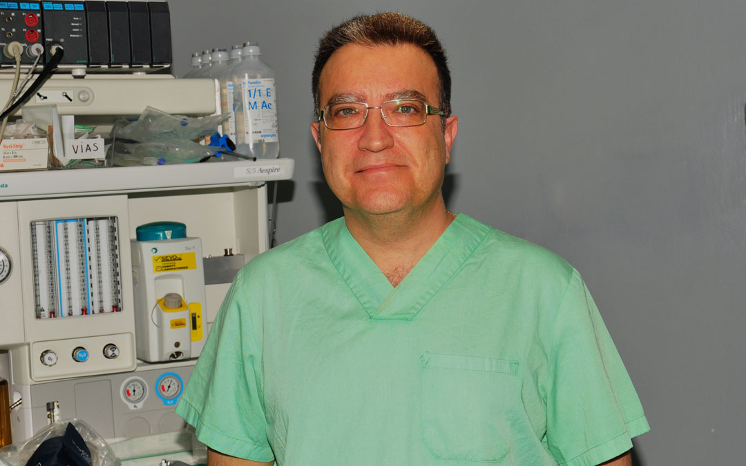 Fernando Martínez es el jefe de Cirugía del Hospital de Alcañiz, y miembro de la Asociación Española de Cirujanos./ F.M.
