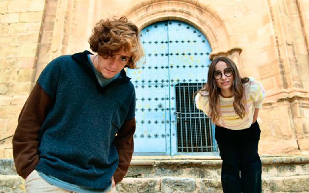 Guitarricadelafuente con Zahara en Cuevas de Cañart./ Movistar +