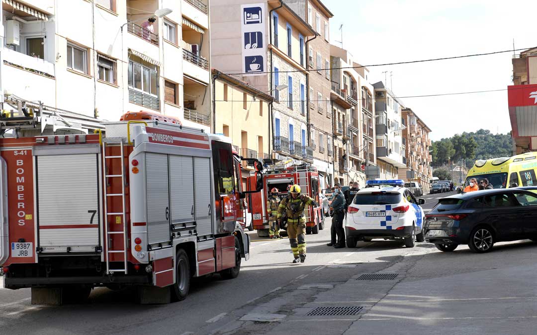 Se ha desplegado un amplio operativo para atender el incendio / Ayto. Alcañiz