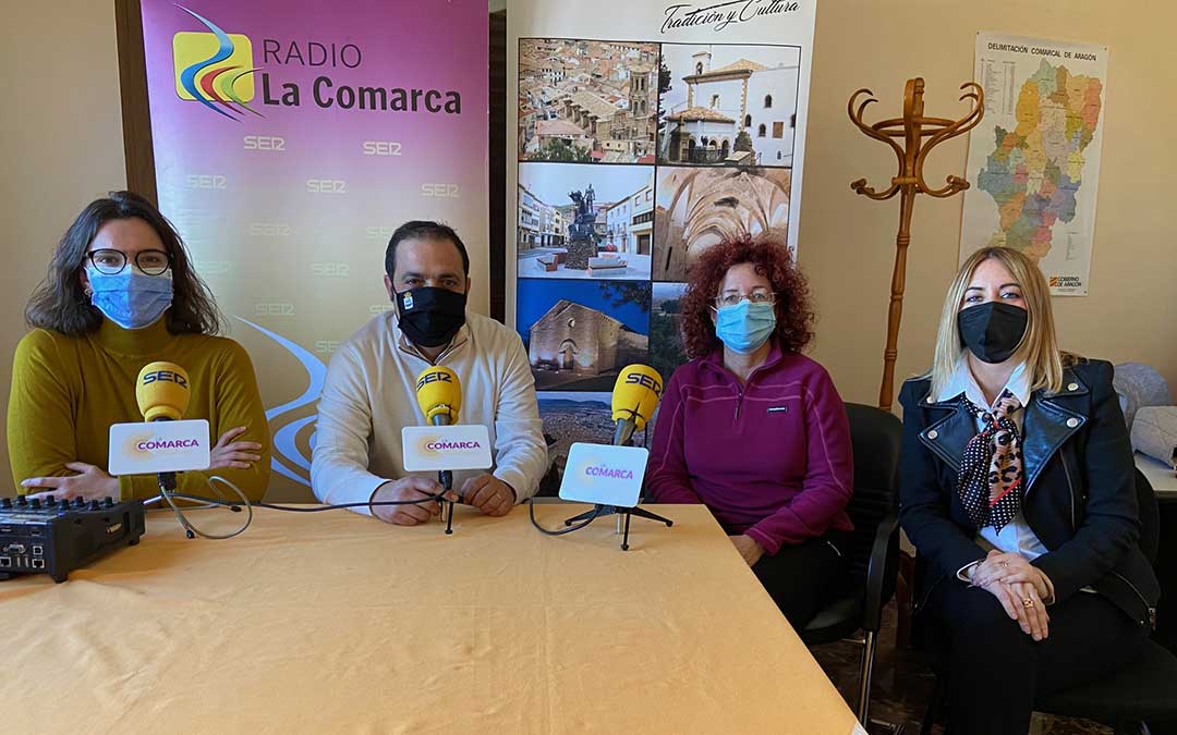 Alicia Martín, Antonio Amador, Marga Santos y Raquel García en el programa especial de Radio La Comarca emitido desde Andorra./ L.C.
