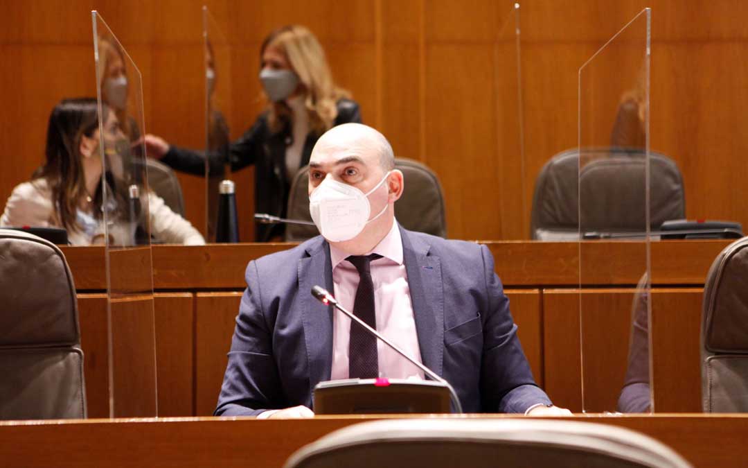 El diputado alcañizano Gracia Suso este jueves en las Cortes de Aragón / PP
