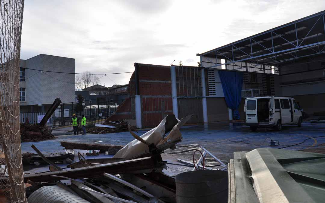 Los trabajos de reconstrucción y de derribo de las partes afectadas comenzaron hace varios días y durarán 4 meses