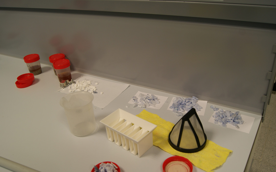 Pruebas en laboratorio del alabastro de La Puebla de Híjar. / B. Severino