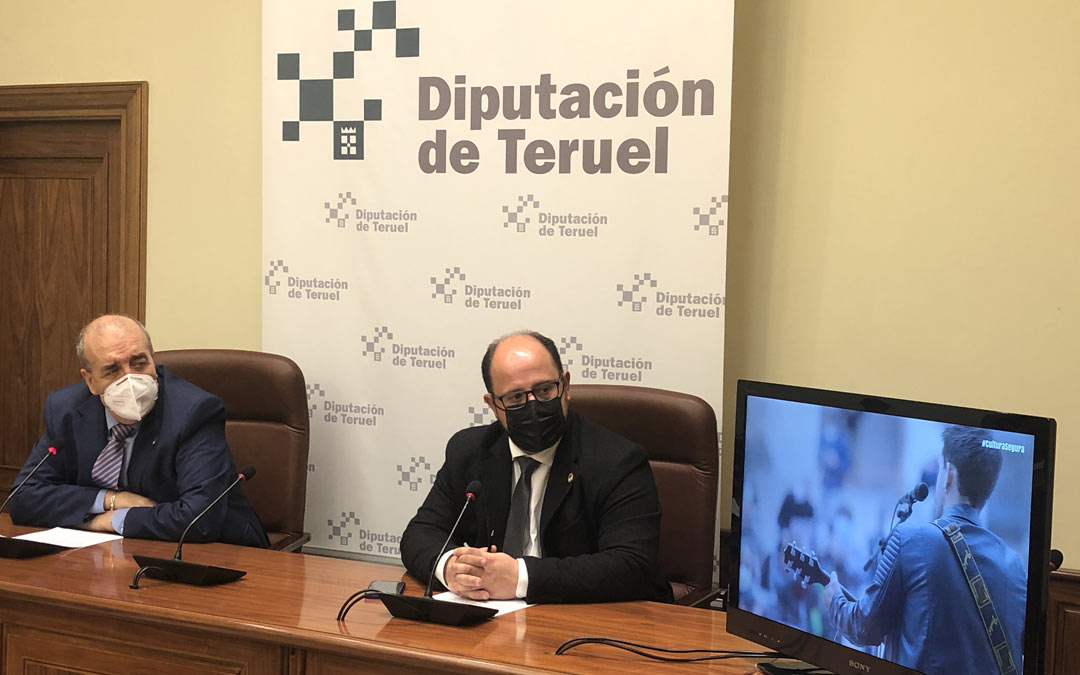 De izquierda a derecha, Manuel Rando y Alberto Izquierdo, durante la presentación de la campaña./DPT