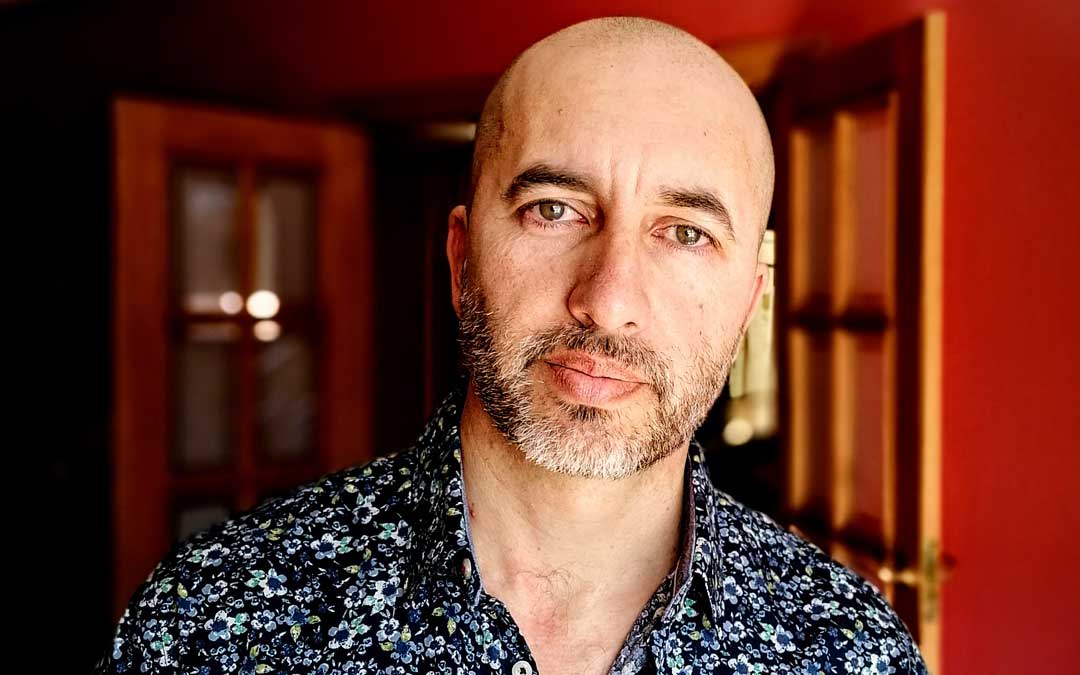José Antonio Gargallo combina en su día a día su trabajo con su familia y sus diferentes proyectos artísticos. / Archivo personal