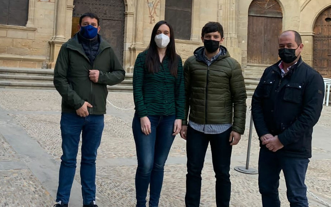 Cuatro de los cinco representantes del PP en el Ayuntamiento de Alcañiz / PP