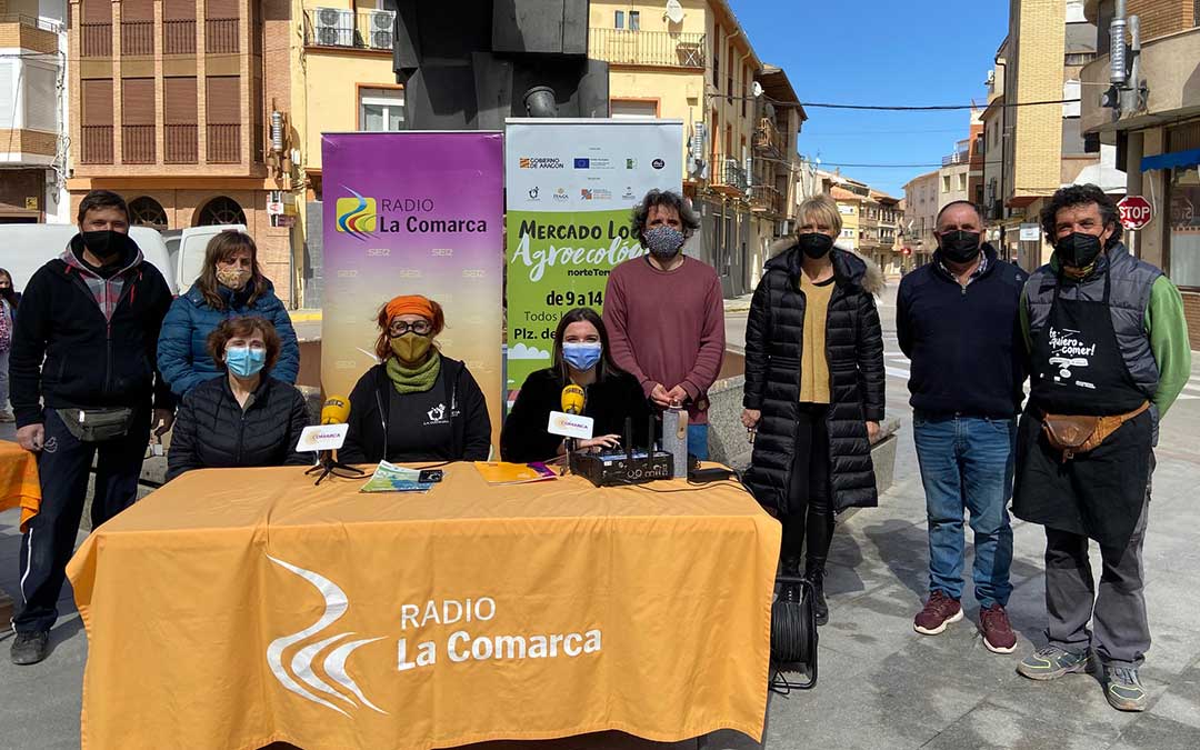 Invitados al programa especial emitido desde la Plaza del Regallo, de Andorra./ L.C.