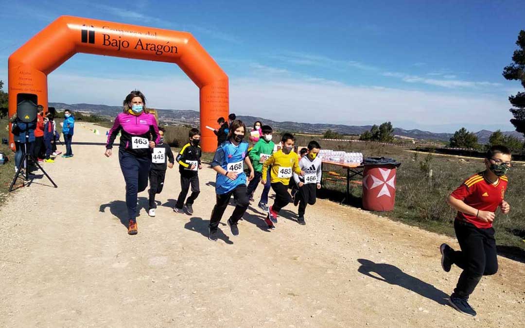 Mayores y pequeños han disfrutado de la carrera / Deportes Comarca Bajo Aragón