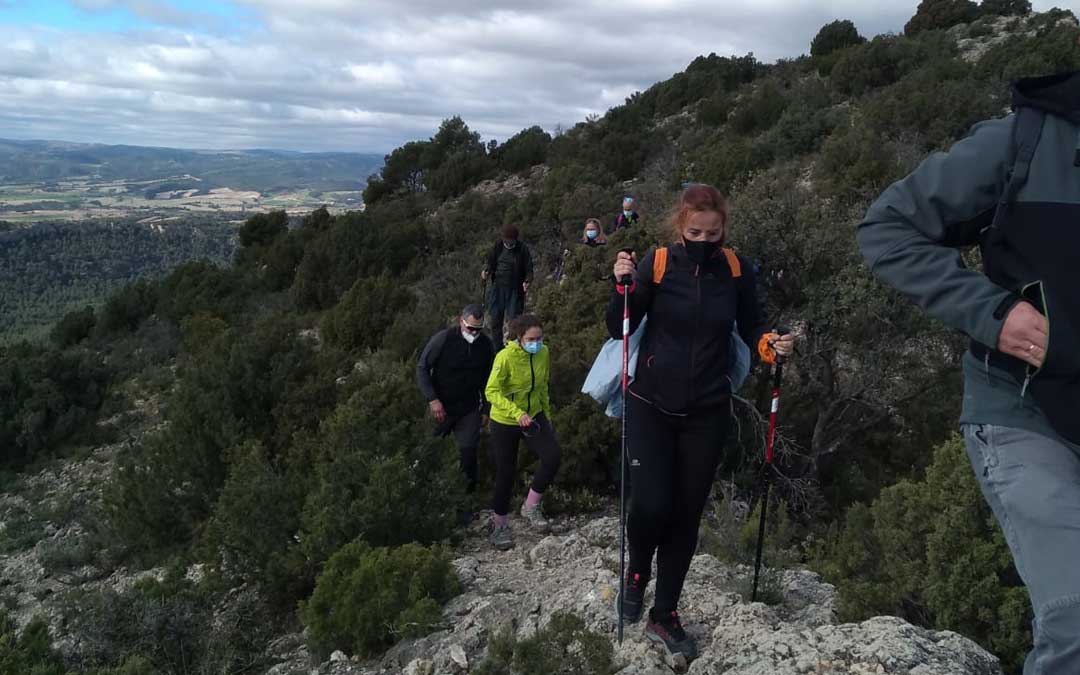 Senderistas que participaron en la salida organizada por la comarca del Bajo Aragón. Foto: A.M.