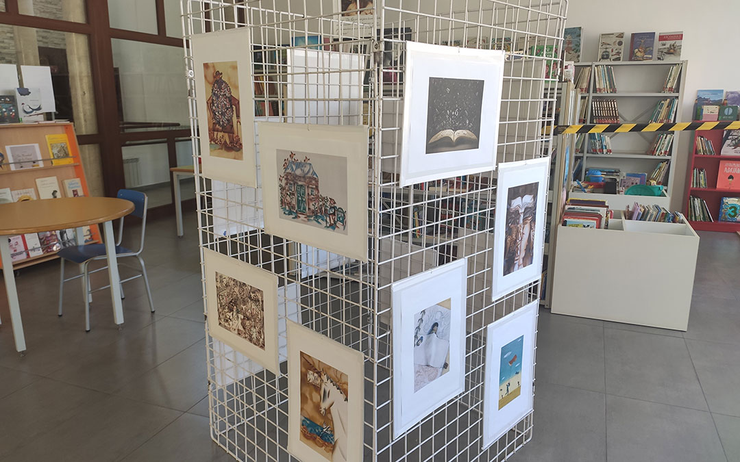 Exposición de láminas ilustradas en la biblioteca de Andorra. / AYTO. ANDORRA