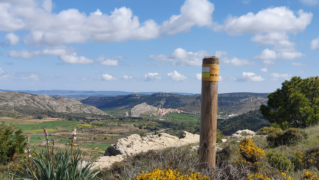 señal camino mirador gargallo senderismo