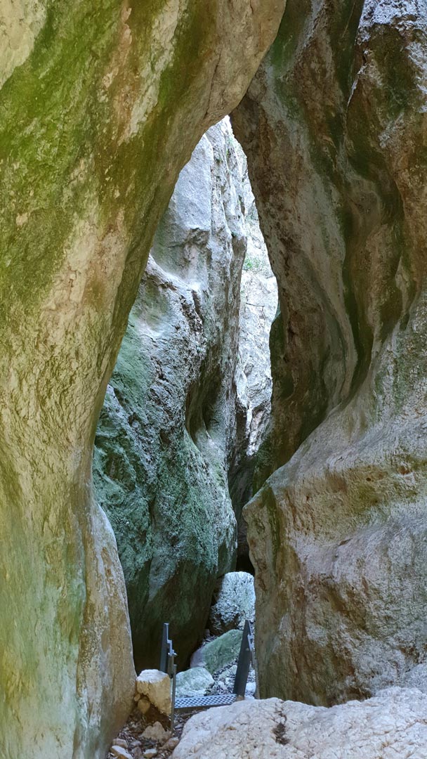 caleja del huergo ejulve senderismo escaleras andorra sierra de arcos