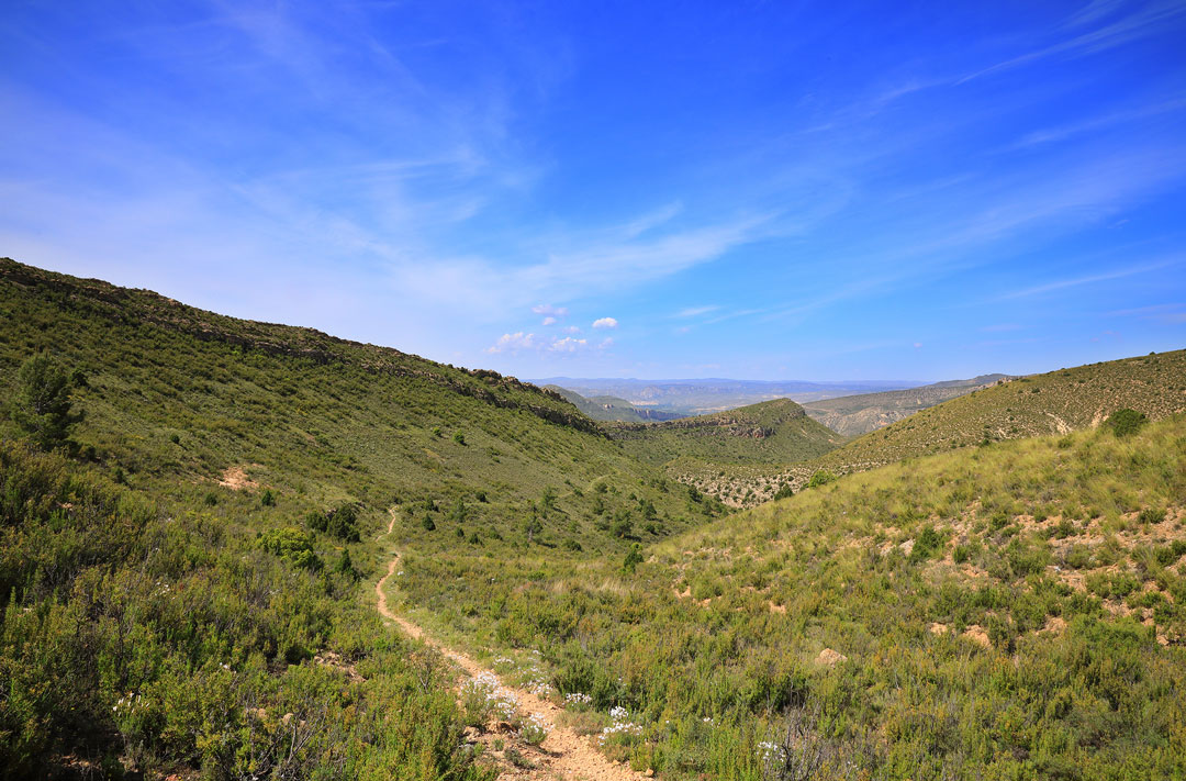 ruta senderista ariño mirador sierra de arcos