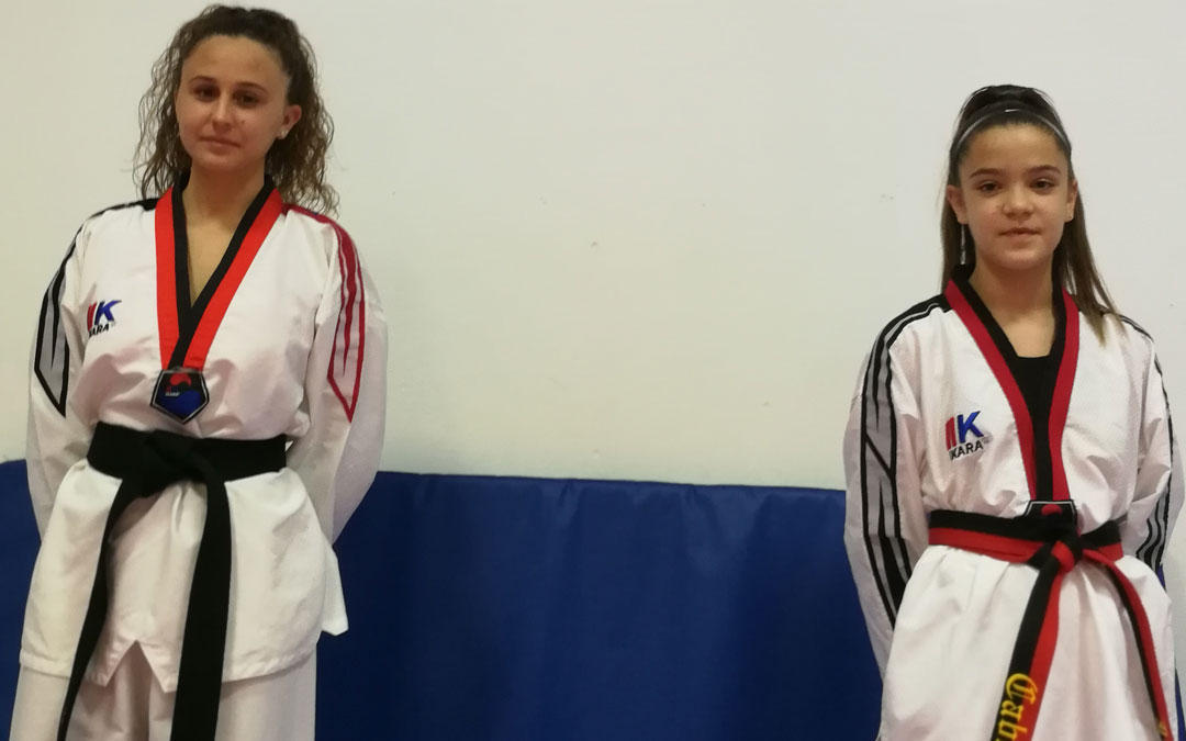 Las taekwondistas del Cabral Team que participaron en el nacional. Foto. J.C.C.