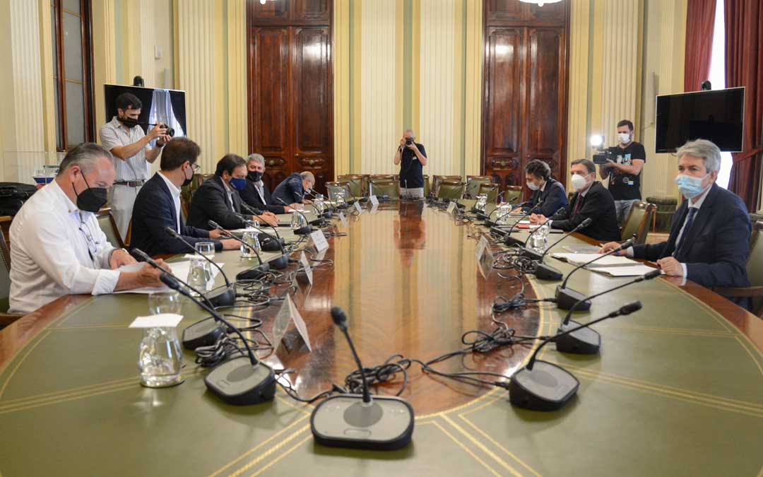 Reunión del ministro de Agricultura, Luis Planas, con las organizaciones agrarias para hablar de la PAC / @mapagob