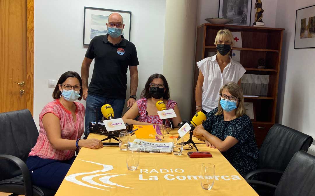 Invitados al programa especial de Radio La Comarca emitido desde la sede de la Comarca de Andorra-Sierra de Arcos./ L.C.