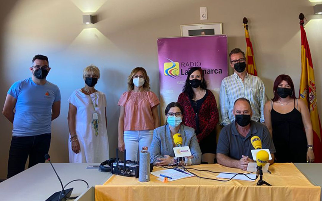 Invitados al programa especial de Radio La Comarca desde Alcorisa./ L.C.
